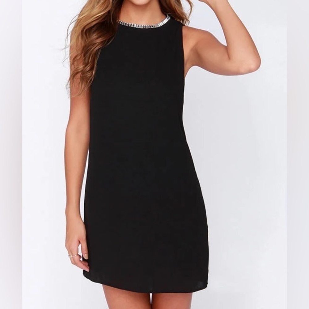 Dress Forum Jewel Neck Black Sheath Dress Size S